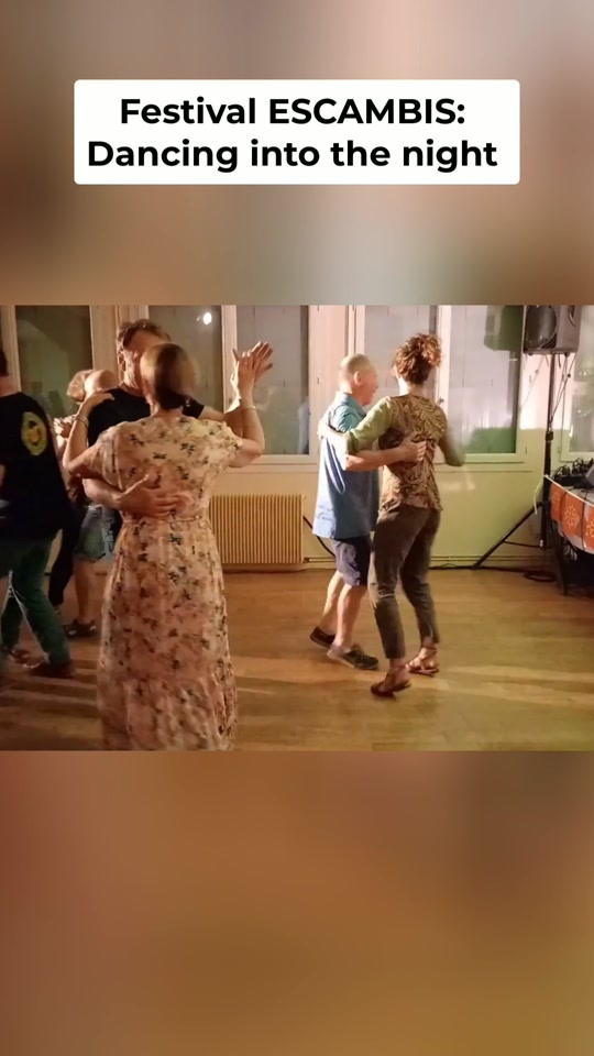 Couples Dance the Night Away to Live Band Vibes!